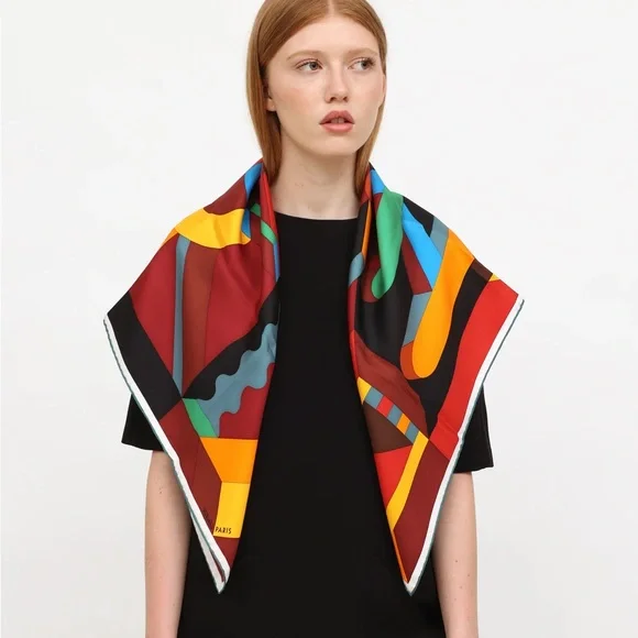 Hermes Carré 90 “Perspective Cavalière” silk scarf - Picture 9 of 12